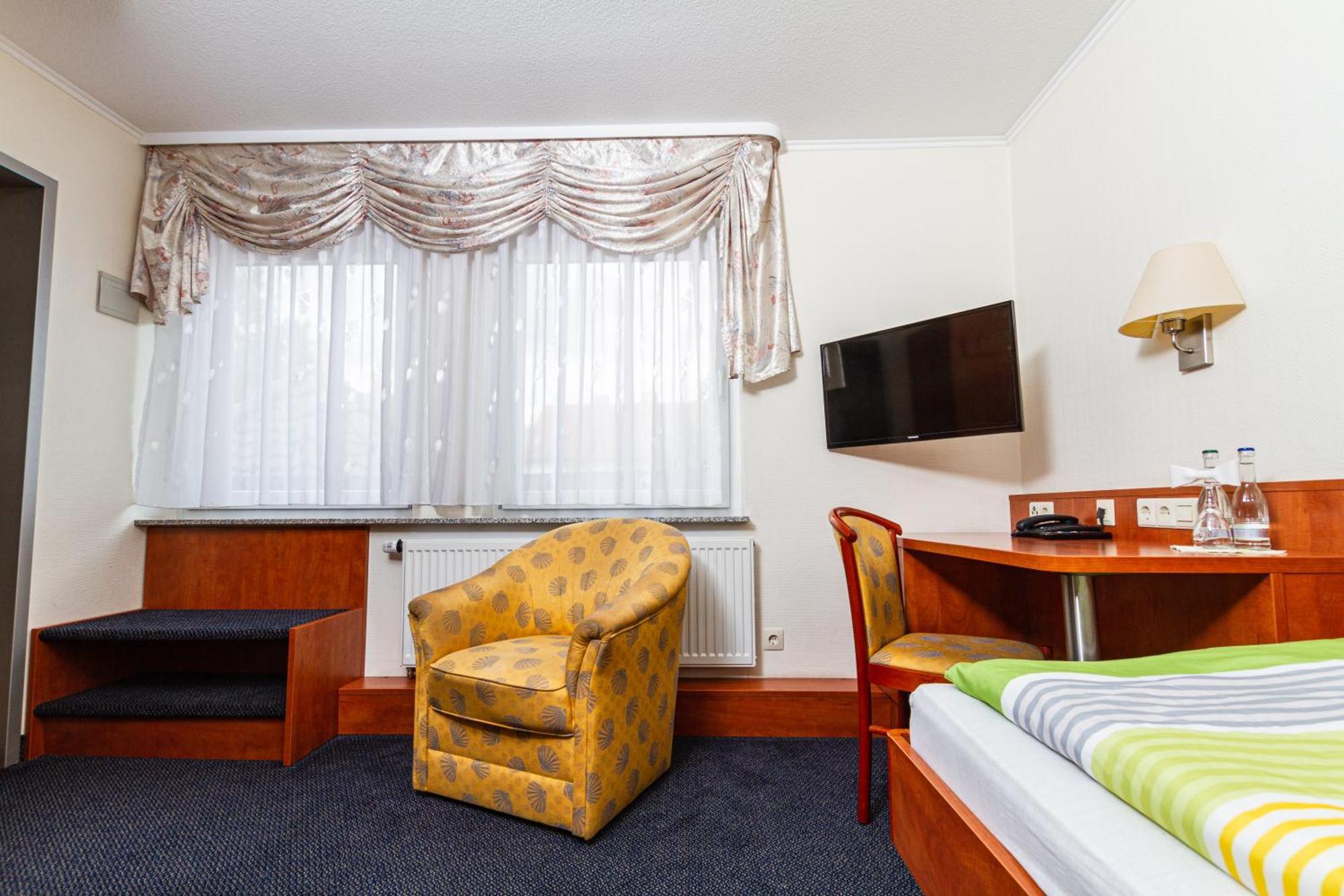 Landhotel Georgshof Hünfeld Δωμάτιο φωτογραφία
